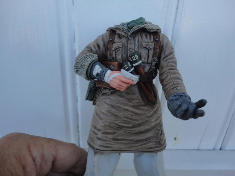 Machine gunner 200 mm 1/9 kirin ( fini ) - Page 5 Dsc01130