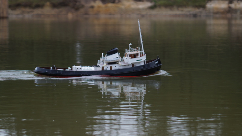 Fertig - Sea Going tug im Maßstab 1:35 gebaut von guennie - Seite 18 Dsc08264