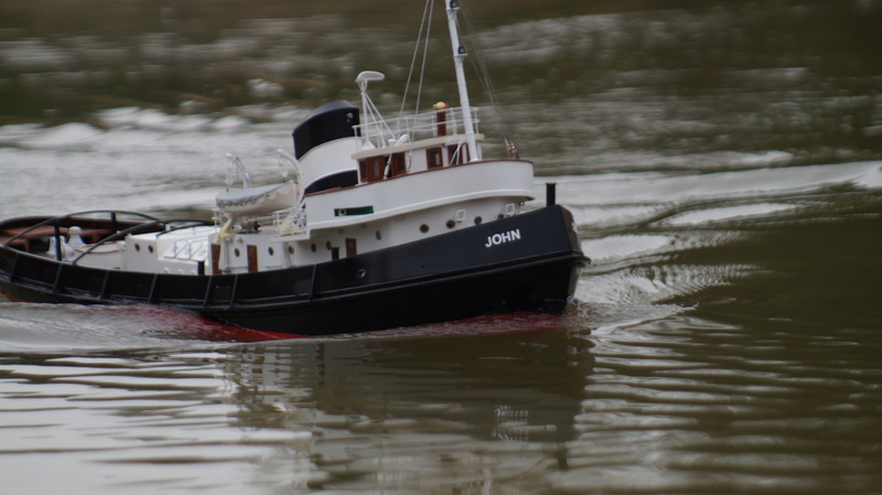 Fertig - Sea Going tug im Maßstab 1:35 gebaut von guennie - Seite 18 Dsc08266