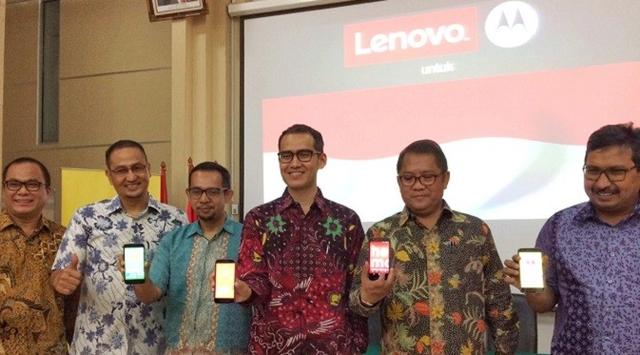 Ini Smartphone Motorola Pertama Buatan Indonesia 01627710
