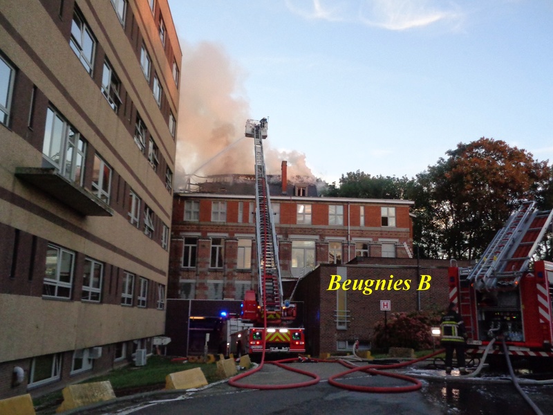  Mons : Incendie à l'hôpital de Warquignies : évacuation est en cours (28/09/2016) Dsc05710