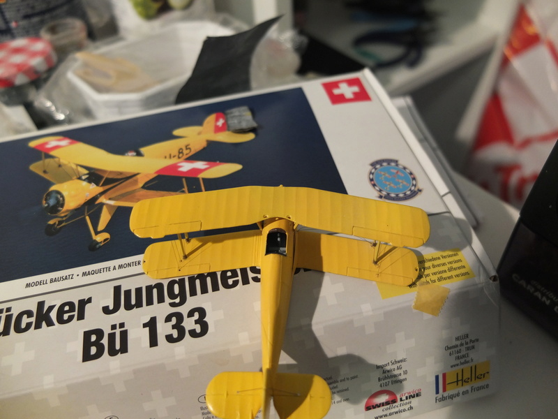BÜCKER BÜ133 JUNGMEISTER suisse Réf Edition limité 85009 - Page 2 Dscf0613