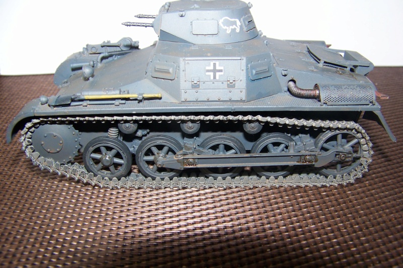 Panzer I ausf A Takom 1/35 Fini - Page 3 100_0384