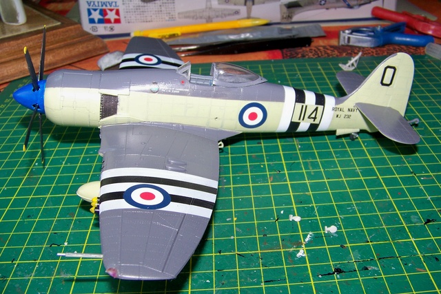 1/48  Hawker Sea Fury Fil Rouge 2016 Trumpeter - Page 3 100_0728