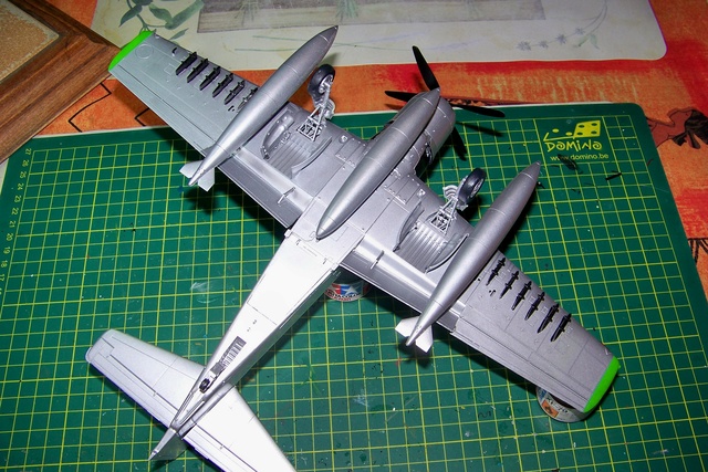 1/48 AD-4 Skyraider 1961 EC 1/20 " AURES-NEMENTCHA " Tamiya  Fini 100_1028