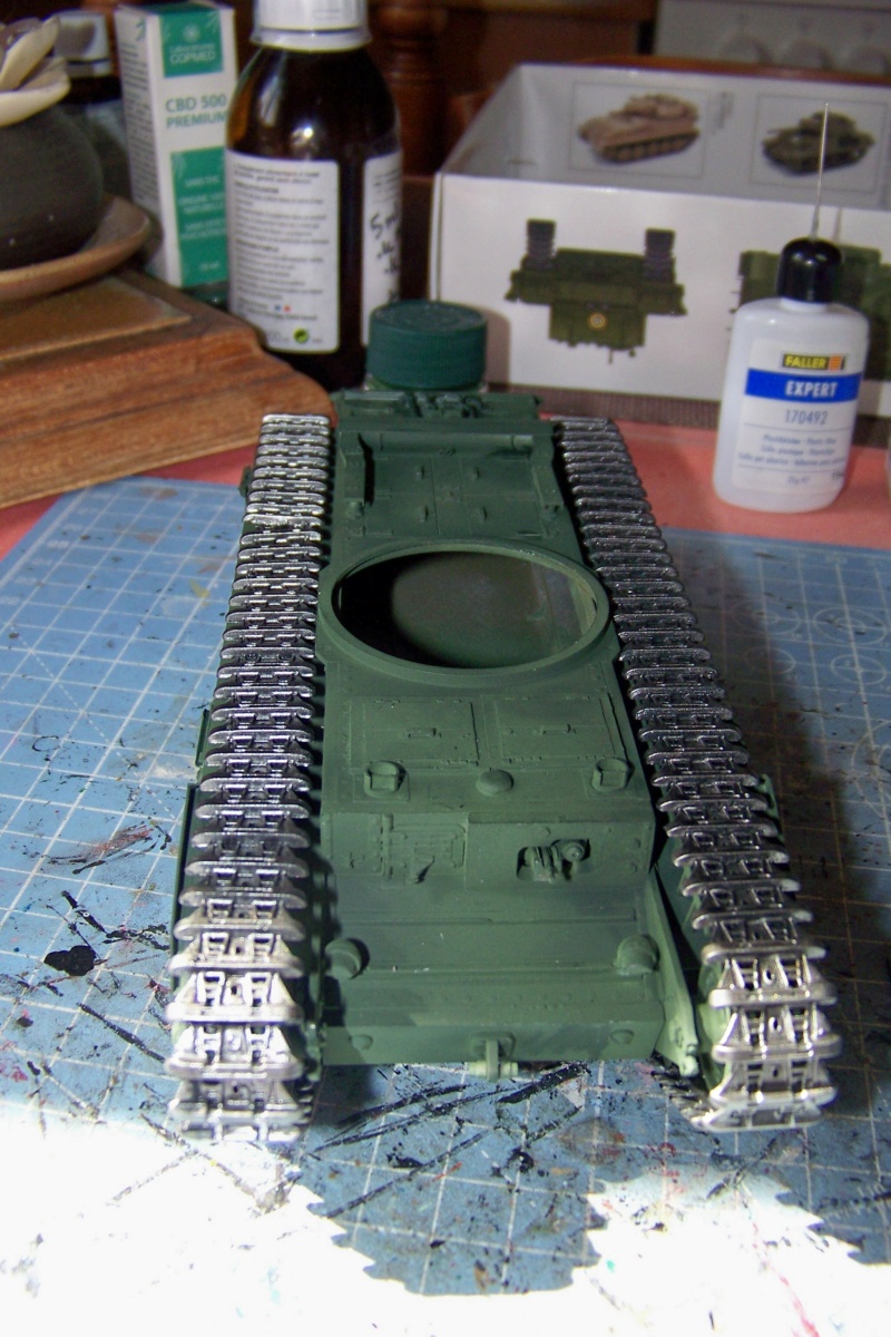 Churchill MKIII  AFV 1/35 - Page 2 100_1375