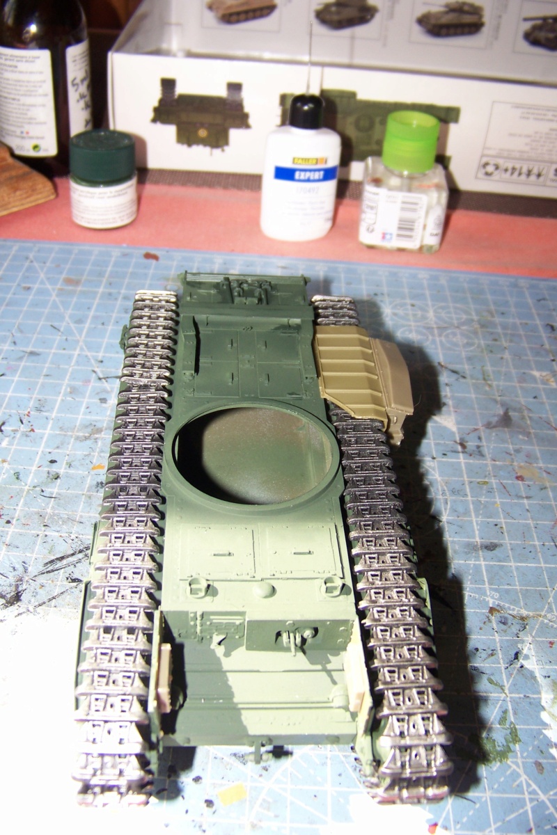 1/35 Churchill MKIII  AFV  - Page 2 100_1382
