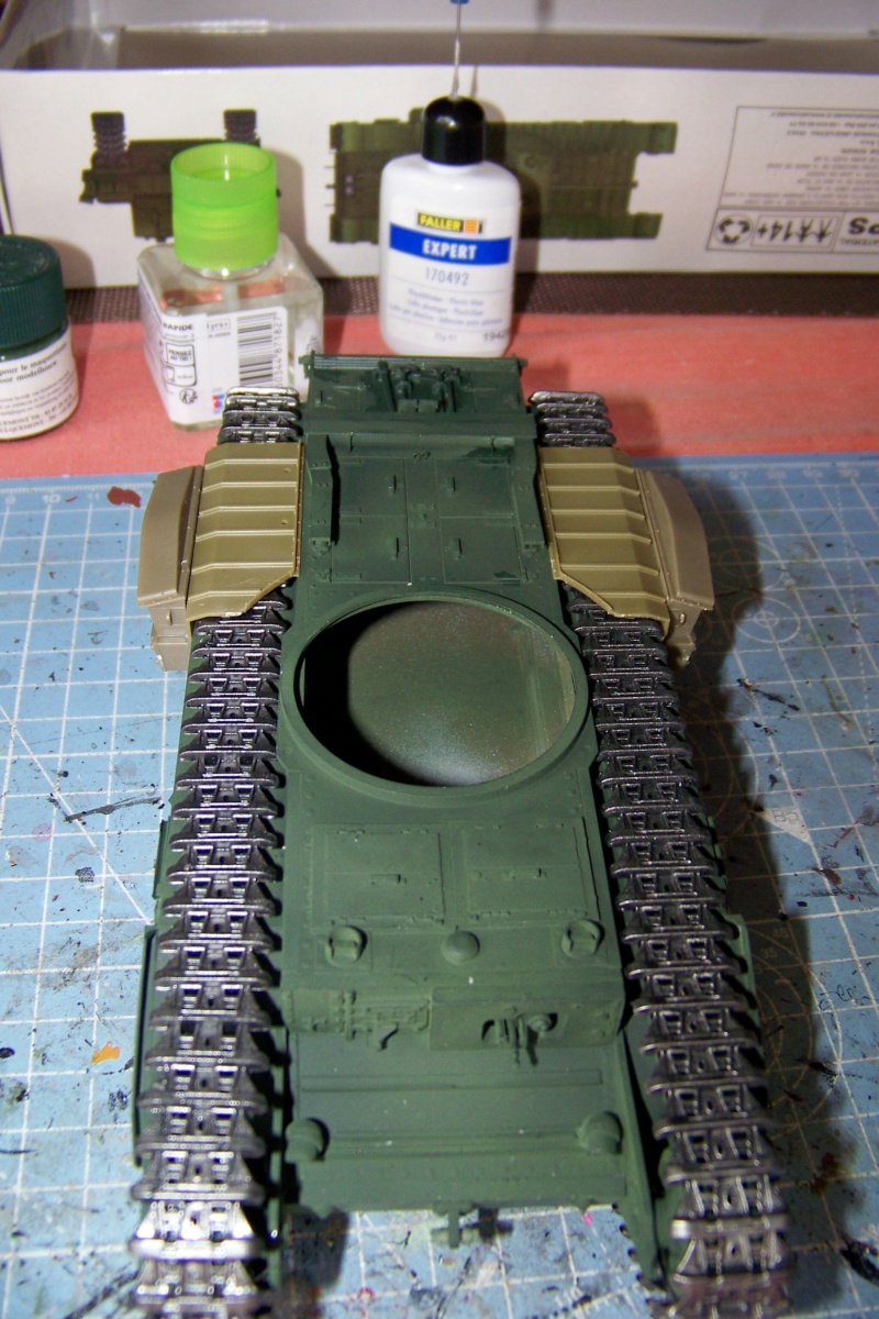 Churchill MKIII  AFV 1/35 - Page 2 100_1383