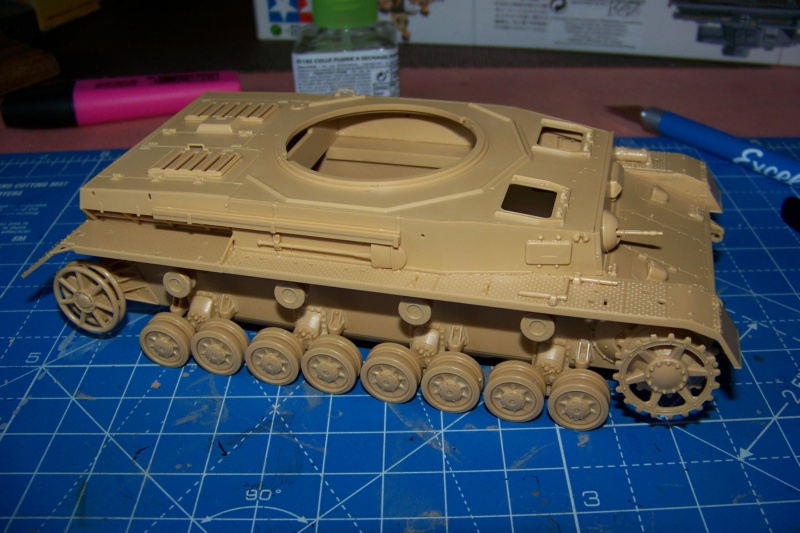 * 1/35    Panzer IV Ausf G (début de série)    Tamiya   100_1760