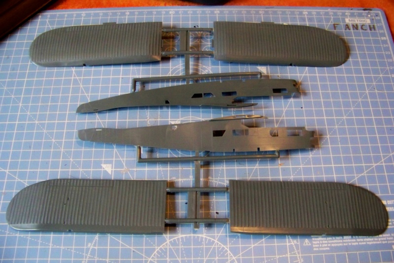 1/72: Potez 540 T (AZ-Model/Heller ) Fil rouge 2019 *** Terminé en pg 5 100_5140