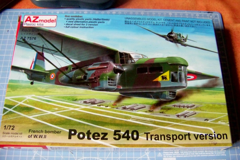 1/72: Potez 540 T (AZ-Model/Heller ) Fil rouge 2019 *** Terminé en pg 5 100_5142