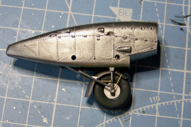 1/72: Potez 540 T (AZ-Model/Heller ) Fil rouge 2019 *** Terminé en pg 5 100_5163