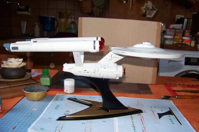 1/600 NCC 1701 Enterprise (Revell ) FINI - Page 2 100_5393