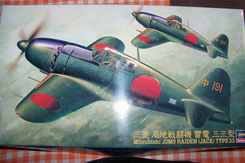 1/48 Mitsubishi J2M5 Raiden Hasegawa 100_5404