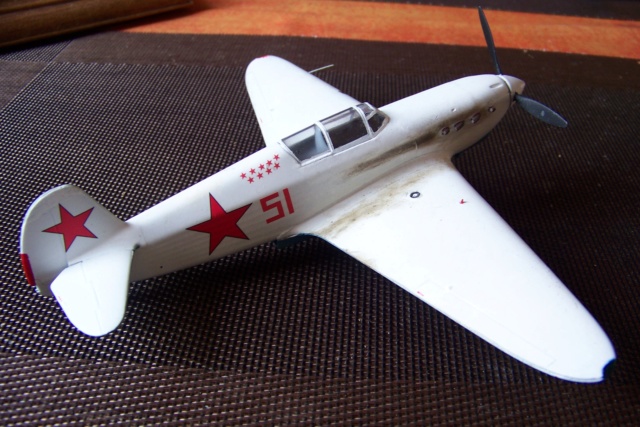 * 1/48  Yak-1      Modelsvit  - Page 4 100_6348