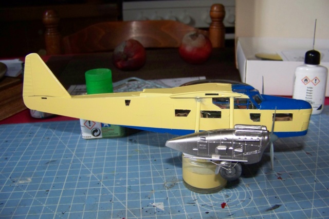 1/72: Potez 540 T (AZ-Model/Heller ) Fil rouge 2019 *** Terminé en pg 5 - Page 3 100_6732