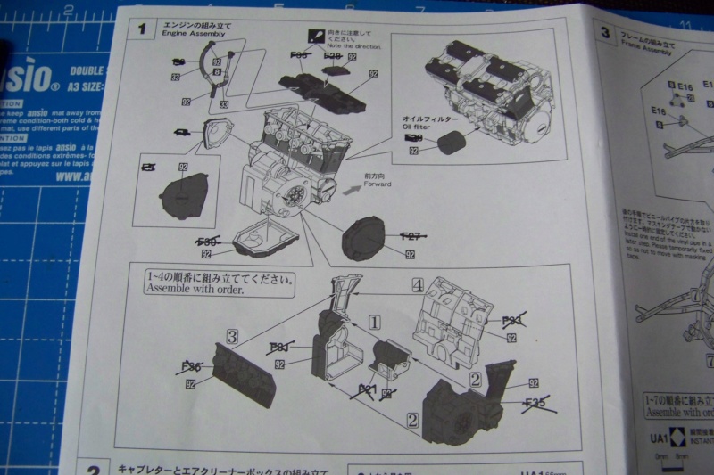 1/12 Suzuki GSXR 750 1986 (Hasegawa ) 100_7511