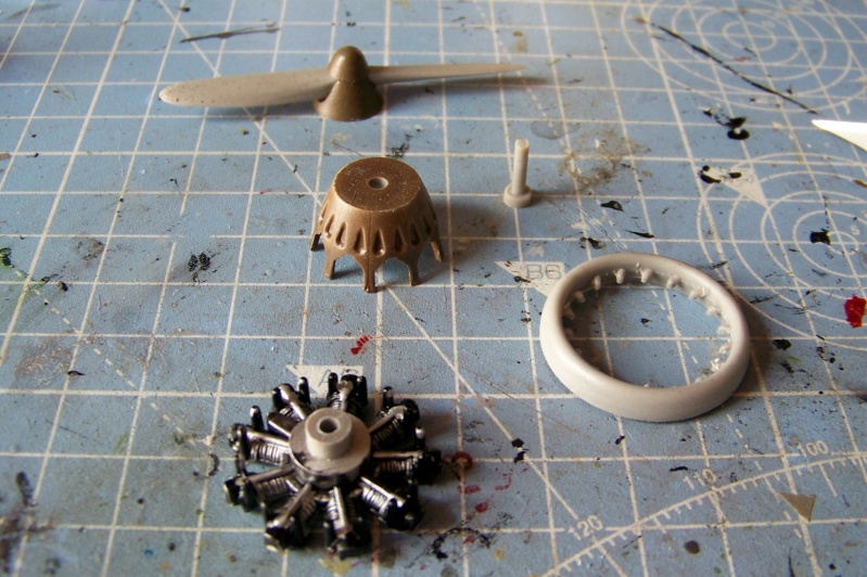 1/48 PZL P-11c: 121 Eskadra Mysliwska, III/2 Pulk Lotniczy 1/48 (Mirage)Fil Rouge 2020 Terminé en pg 4 100_7731