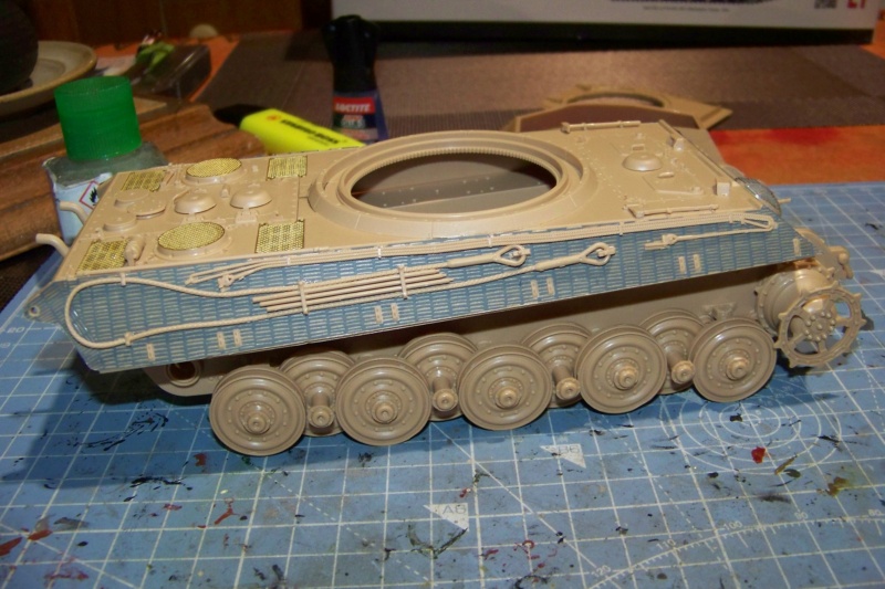 1/35 Sd.Kfz. 182 Panzer VI Ausf. B Porsche ( Meng ) 100_8135