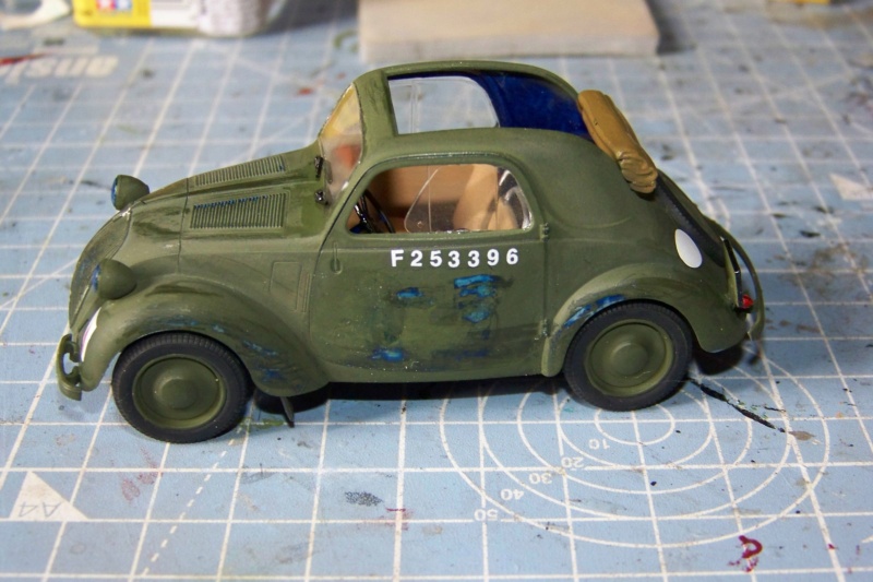 1/35 Simca 5 .40éme RANA 2éme DINA  Tamiya  FINI - Page 3 100_8253