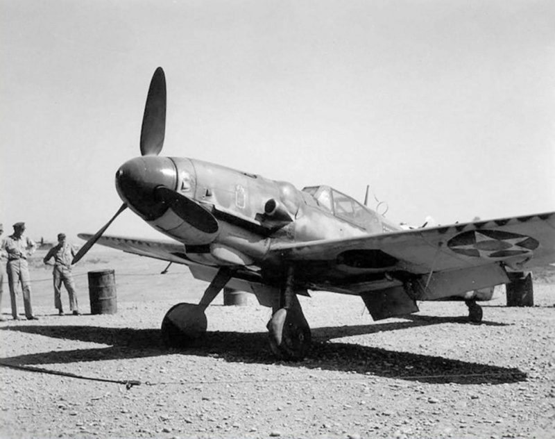 * 1/48   Bf 109 G6 (late) "Bazu" Cantacuzino    Eduard  - Page 3 27030110