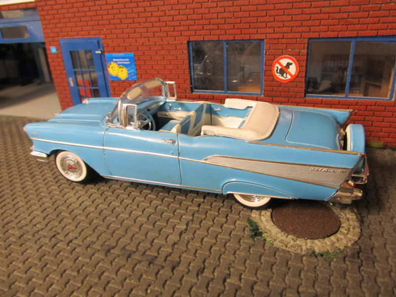 1957 Chevrolet Chevrolet Bel Air Convertible (Revell 1 zu 25) Img_6121