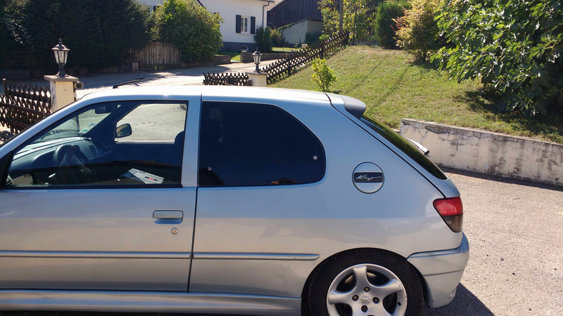 [Peugeot 306 1.8 16S et Alpine Iva D800R] J'aime le son !!!  Latera10