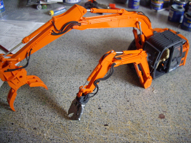 Hitachi Doppel-Arm-Arbeitsmaschine, Hasegawa 1:35 03010