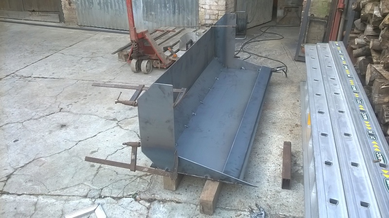 Fabrication d'un godet croco  Wp_20149