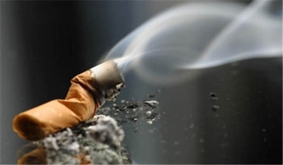 كارثة .. طالب يقتل مدرسا عاتبة على تدخين سيجارة حشيش أثناء شرحة لدرس مادة "البيزنس" 233310