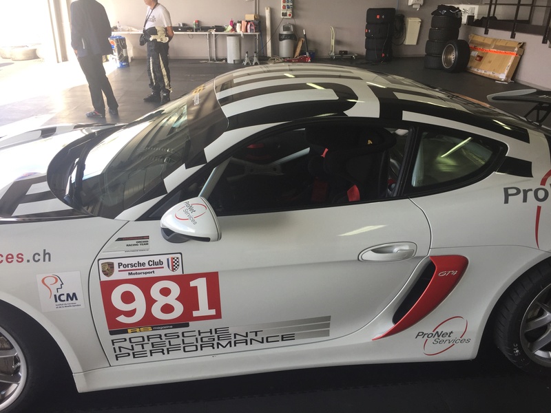 Quelques tours en GT4 clubsport avec Lolo Img_3416