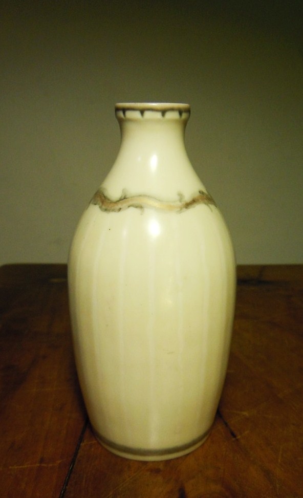 Vase de Jo Hahn Locher pour Bing & Grøndahl Dscn6017