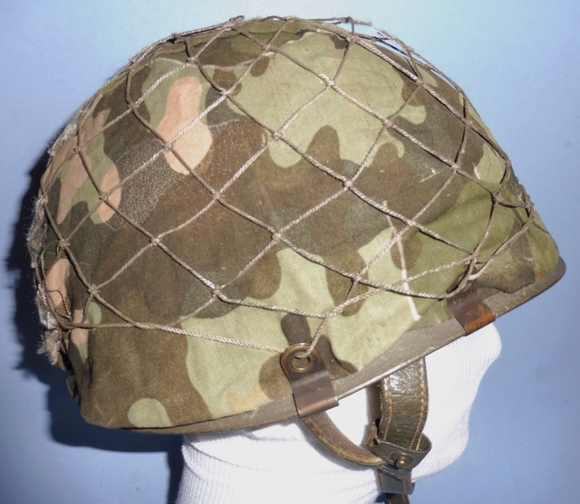 Jump Helmet with Old School Camouflage Cover Bw_par10