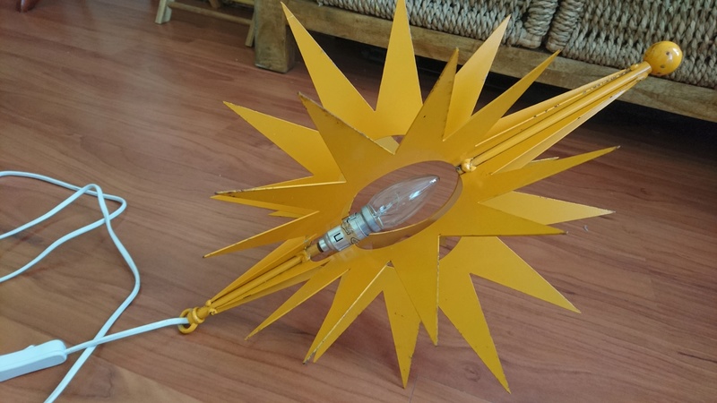 Yellow Metal Star Shaped Lamp - Ikea?? Trash or Treasure? Dsc_1311