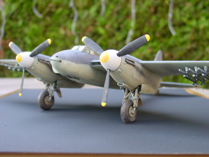 Mosquito FB VI Tamiya au 1/48° - Le dernier avion de Max Guedj - Page 4 01410