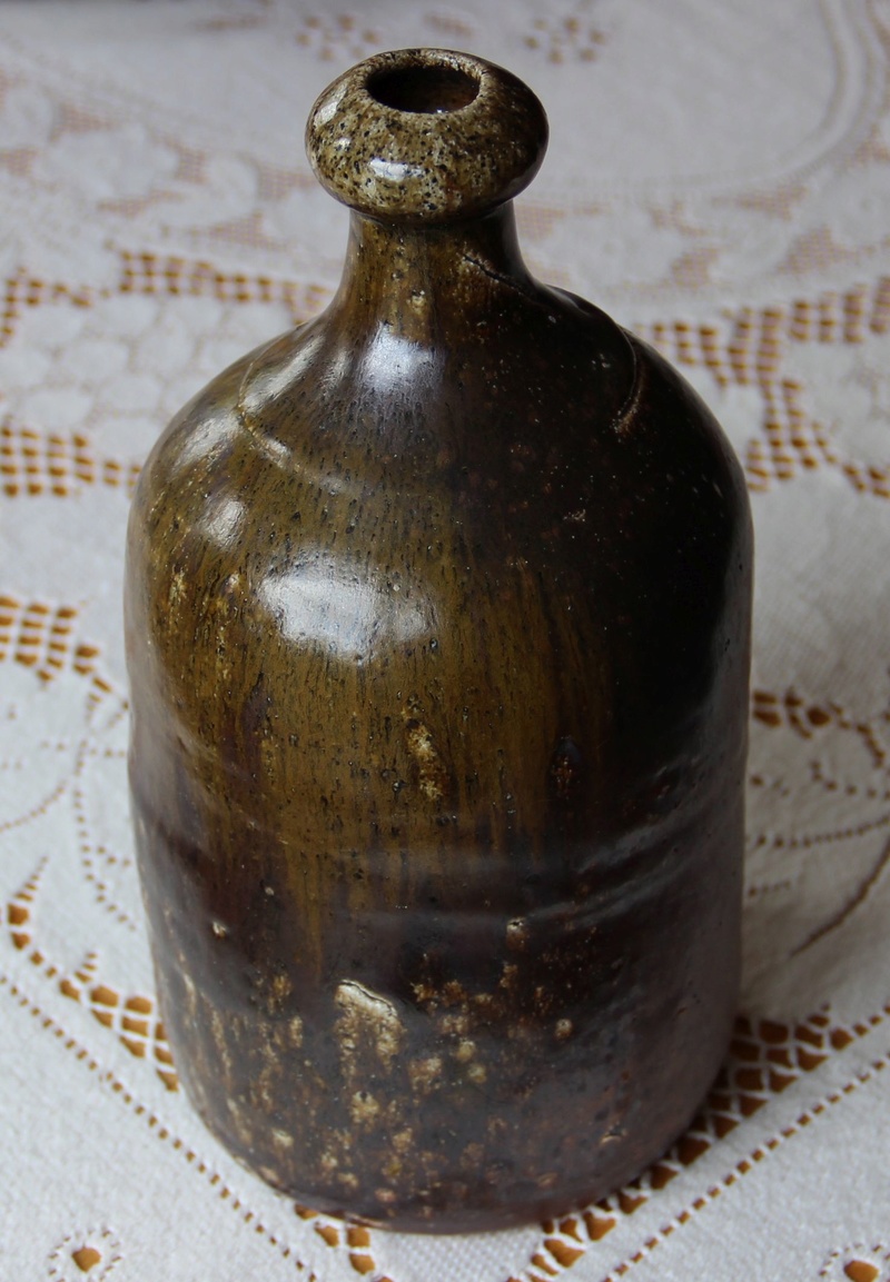 Bottle Vase Id??? Is Andrew van der Putten Img_0210