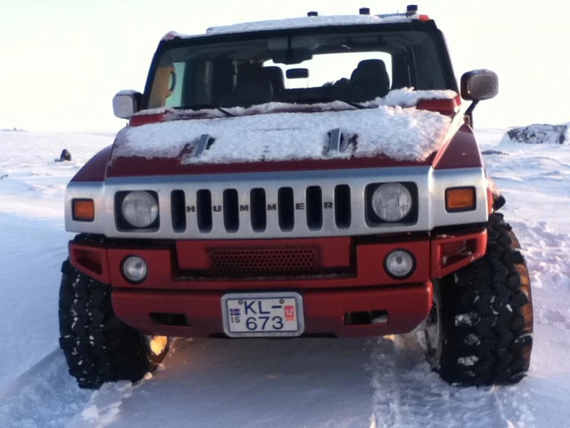 L'hiver arrive avec les Hummer d'Islande ! Nesjav10