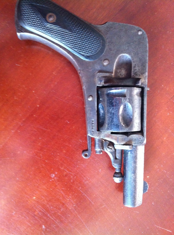 Pistolet de poche?  Image16