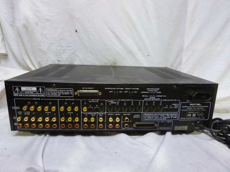 Rotel RSP-980 Surround Sound Processor / Preamp -SOLD P1030312