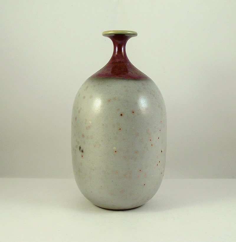 Studio Pottery Vase, Snail mark - Joan Carrillo, Spain Dscf9512
