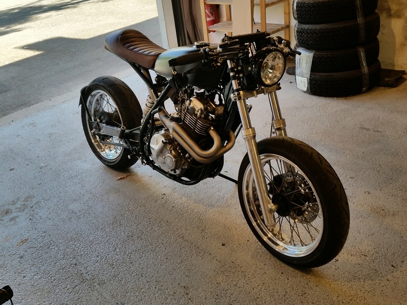 600 DR cafe racer ultra light - Page 12 Cool10