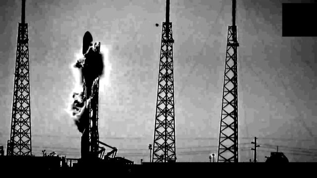 Destruction de la fusée SpaceX Falcon-9 par un OVNI Did-an11