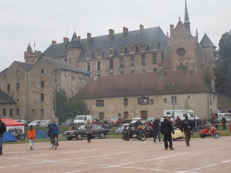 L'embouteillage de Lapalisse 2016 Embou163