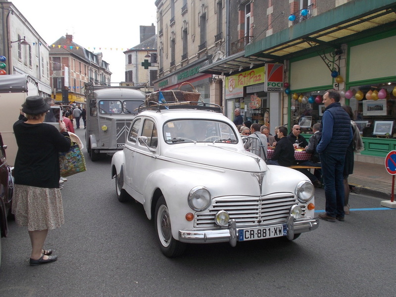 L'embouteillage de Lapalisse 2016  Embou250