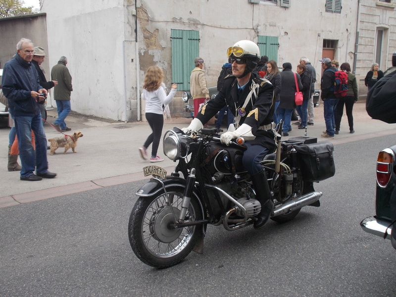 L'embouteillage de Lapalisse 2016 Embout47