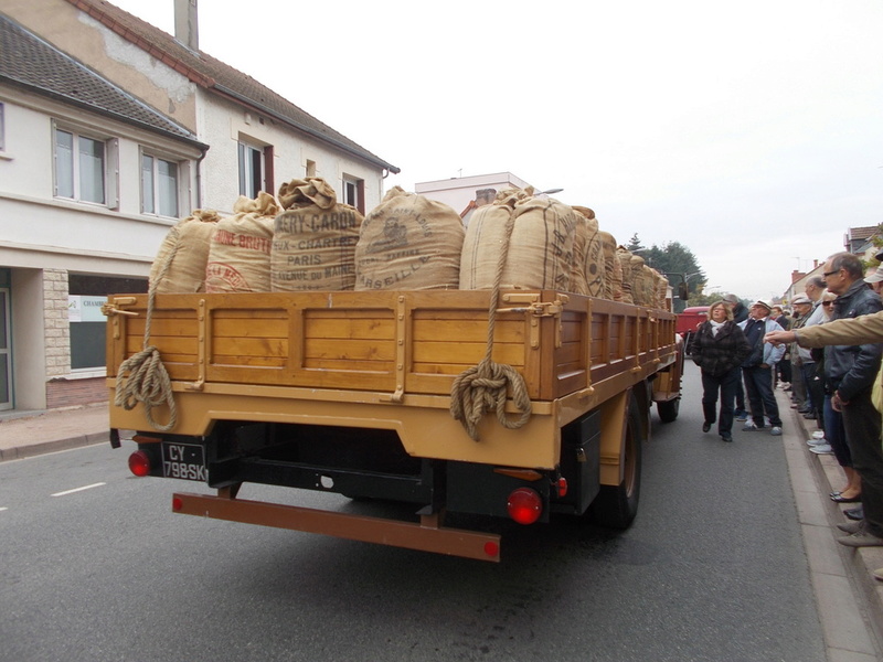 L'embouteillage de Lapalisse 2016 Embout65