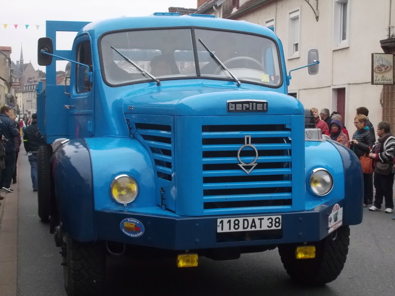 L'embouteillage de Lapalisse 2016 Embout70
