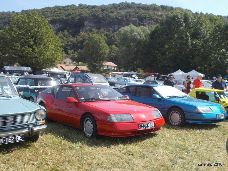 Rassemblement vehicules anciens de Vernas ( Isère) Vernas21