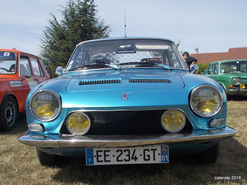 Rassemblement vehicules anciens de Vernas ( Isère) Vernas34