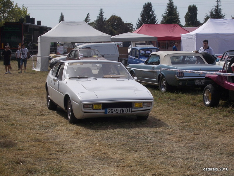 Rassemblement vehicules anciens de Vernas ( Isère) Vernas73